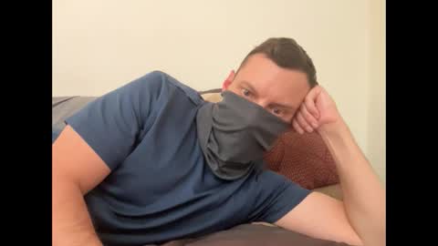 Snapshot of i_o_ro chatting on 10.02.25 i o ro online show from 10.02.25