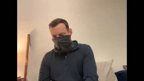 Snapshot of i_o_ro chatting on 10.16.25 i o ro online show from 10.16.25