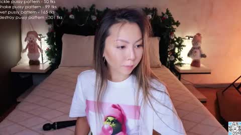 Casey online show from 12.21.25