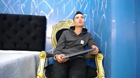 Iam Smith  online show from 02.17.26