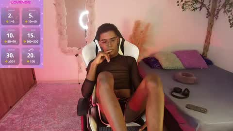 Snapshot of iamandrey_ chatting on 04.27.26 iamandrey_ online show from 04.27.26