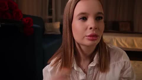 Claire online show from 02.04.26