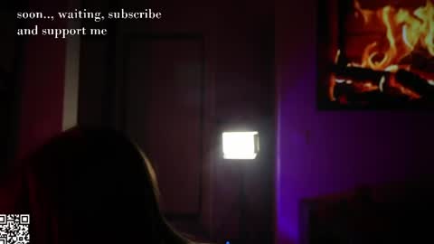 Snapshot of iamclaire_ chatting on 04.26.26 Claire online show from 04.26.26