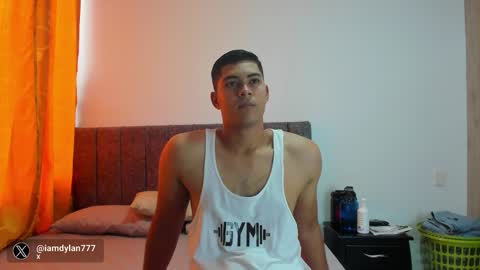 Snapshot of iamdylan777 chatting on 12.23.24 Dylan independent model online show from 12.23.24