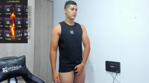 Snapshot of iamdylan777 chatting on 02.20.25 Dylan independent model online show from 02.20.25