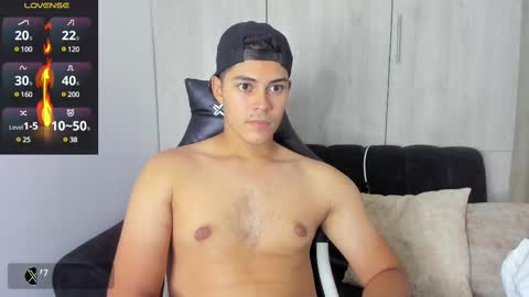 Snapshot of iamdylan777 chatting on 02.23.25 Dylan independent model online show from 02.23.25
