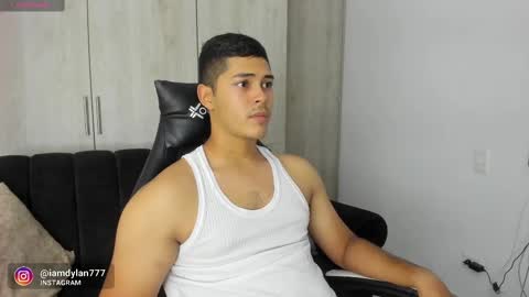 Snapshot of iamdylan777 chatting on 02.27.25 Dylan independent model online show from 02.27.25