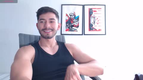  INDEPENDENT MODEL online show from 10.31.25