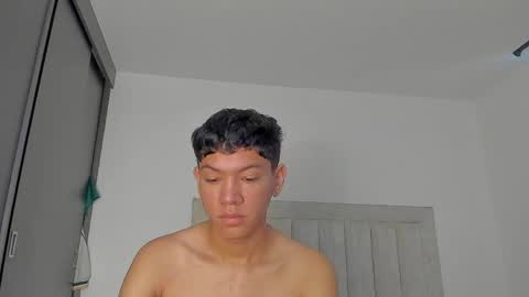 Juliiiiian online show from 04.01.26