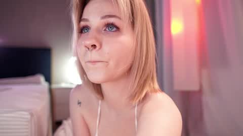 Snapshot of iamninamint chatting on 01.05.25 Nina  online show from 01.05.25