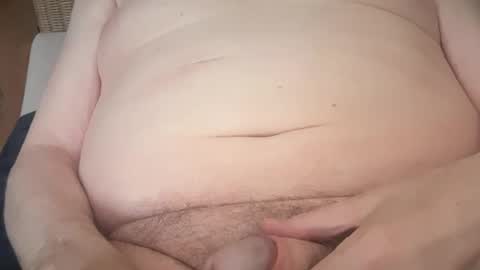 Snapshot of ian53a chatting on 07.07.26 ian53a - mature UK man for same online show from 07.07.26