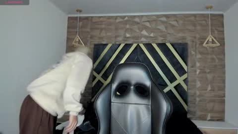 IAN CASTILLO online show from 02.16.26