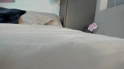 Ian Davis online show from 02.24.25