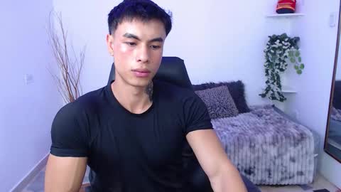 Snapshot of ian_west chatting on 02.02.26 Ian online show from 02.02.26