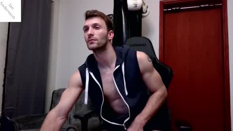 Snapshot of ianandersson27 chatting on 01.25.25 Ian Andersson online show from 01.25.25