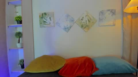 ian  online show from 12.03.25