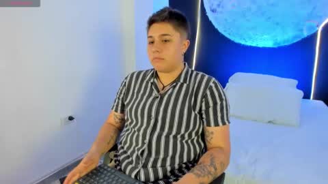 ian online show from 12.01.25