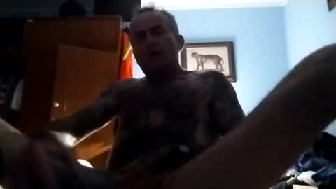 Snapshot of ianharve chatting on 09.25.25 ianharve online show from 09.25.25