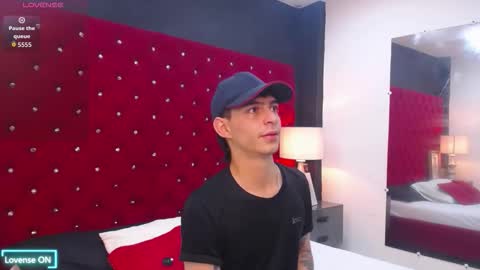 Snapshot of ianlark chatting on 02.03.26 Ian Lark online show from 02.03.26