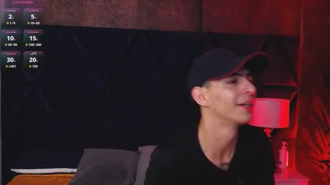 Snapshot of ianlark chatting on 03.04.26 Ian Lark online show from 03.04.26