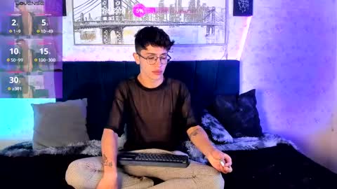 Andrew online show from 01.12.25