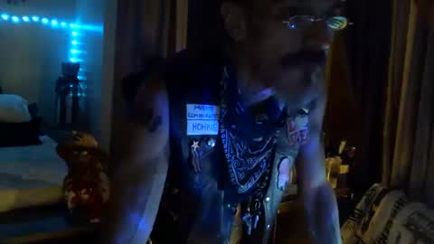 Snapshot of ibpms247 chatting on 09.28.25 PMS online show from 09.28.25