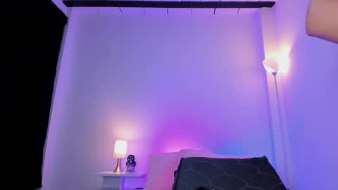 ice online show from 10.24.25