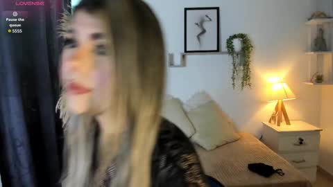 ice_y_abigail online show from 11.30.25