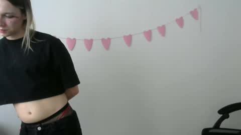 Snapshot of icebenz chatting on 04.02.26 Jade online show from 04.02.26