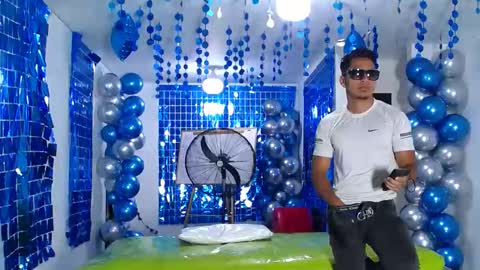 THOMAS AND DAMIAND online show from 01.29.25