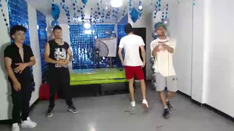 THOMAS AND DAMIAND online show from 02.11.25