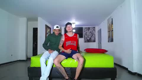 THOMAS AND DAMIAND online show from 09.27.25