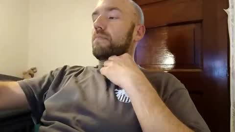 Snapshot of icyfucktoy chatting on 12.14.25 icyfucktoy online show from 12.14.25