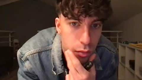 Snapshot of icyninesix chatting on 01.08.25 icyninesix online show from 01.08.25