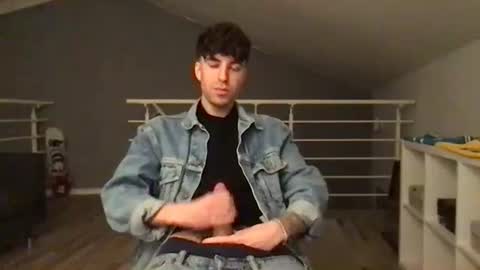 Snapshot of icyninesix chatting on 01.08.25 icyninesix online show from 01.08.25