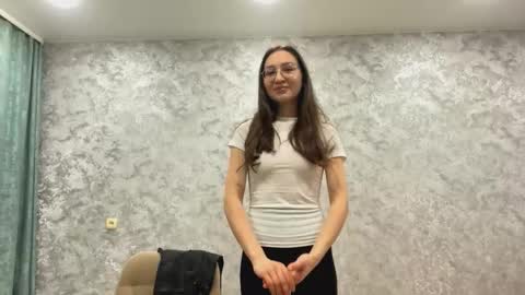 Snapshot of idellmannheim chatting on 11.03.25 Sofi online show from 11.03.25