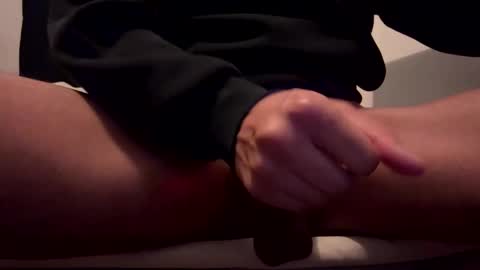 Snapshot of idktwizzy chatting on 11.10.25 idktwizzy online show from 11.10.25