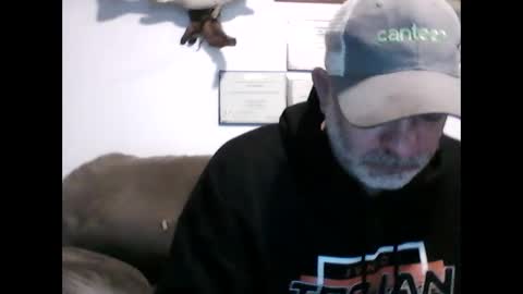 Snapshot of idkwhyidothis348732 chatting on 12.26.24 idkwhyidothis348732 online show from 12.26.24