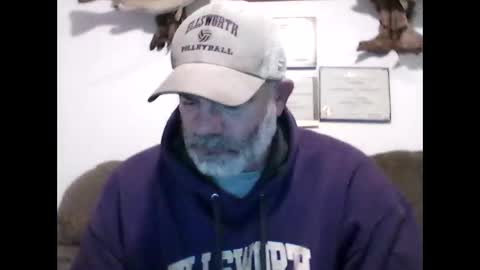 Snapshot of idkwhyidothis348732 chatting on 01.15.25 idkwhyidothis348732 online show from 01.15.25