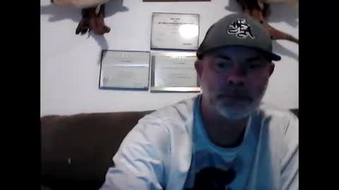 Snapshot of idkwhyidothis348732 chatting on 02.15.25 idkwhyidothis348732 online show from 02.15.25