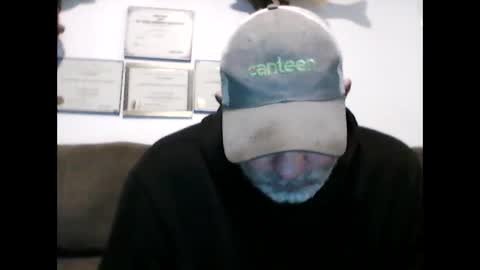 Snapshot of idkwhyidothis348732 chatting on 02.26.25 idkwhyidothis348732 online show from 02.26.25