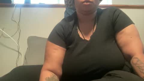 ih8vyx online show from 11.26.25