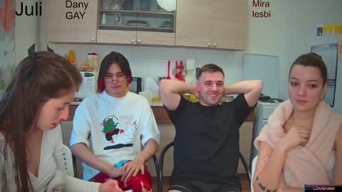 Julia and Mira online show from 01.09.25