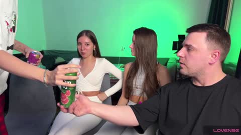 Julia and Mira online show from 01.29.25