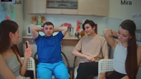 Julia and Mira online show from 02.04.25