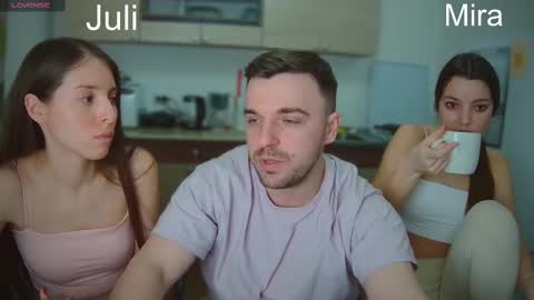 Julia and Mira online show from 02.19.25