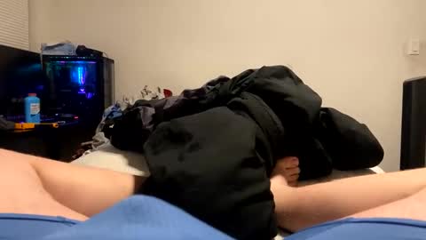 Snapshot of iheartpawgs69 chatting on 02.19.25 iheartpawgs69 online show from 02.19.25