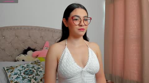 Snapshot of iki_mei chatting on 01.29.25 Maria online show from 01.29.25