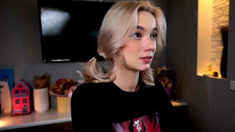 Snapshot of ileanacampbel chatting on 01.29.25 ileanacampbel online show from 01.29.25