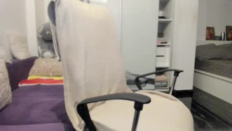 Bamby online show from 10.31.25